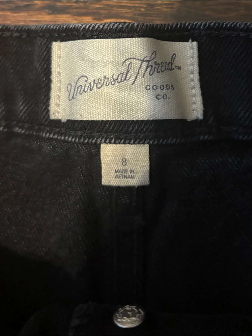 Universal Thread High Rise Black Curve Leg Barrel Jean Size 8